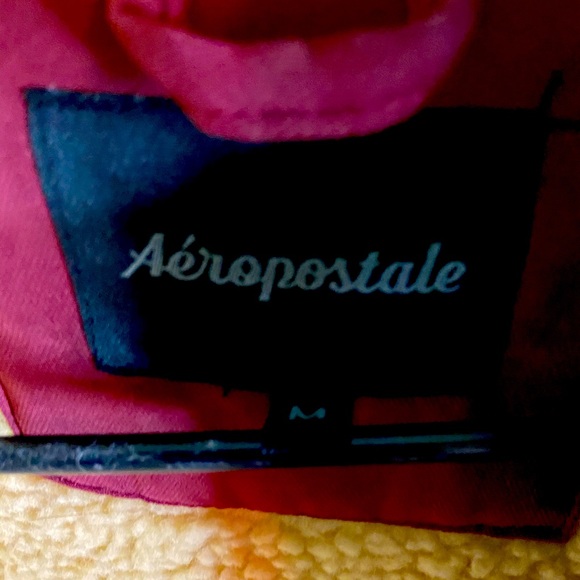 Aeropostale - A87 Sherpa - Picture 2 of 3